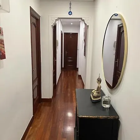 Precioso A Estrenar En Bilbao. ビルバオ